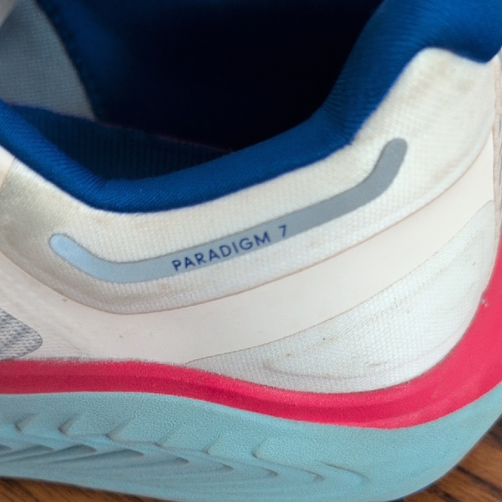 Altra Men's Paradigm 7 Running Shoes - Picture 3 of 8